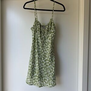 Princess Polly Mini Dress - Green with White Flowers